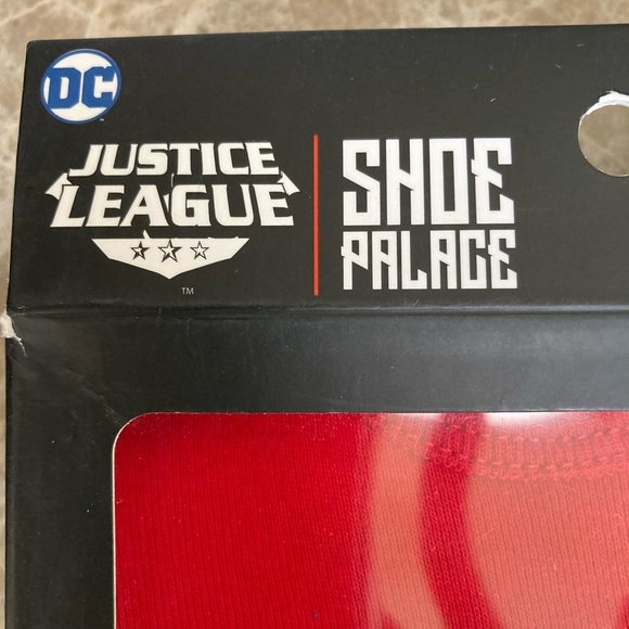 NEW BABY BODYSUIT BOOTIES 0-6M WONDER WOMAN INFANT BABY - Picture 4 of 6